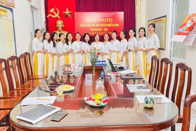 HỘI NGHỊ CÁN BỘ, CÔNG CHỨC, VIÊN CHỨC VÀ NGƯỜI LAO ĐỘNG NĂM HỌC 2025–2026